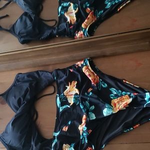 Cupshe one piece bathing suit